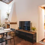 Giubbonari 23 Luxury Home